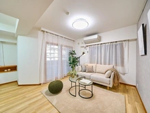 【東京都/港区麻布十番】クレッセント麻布II リビング・ダイニング：家具調度品は価格に含まれません