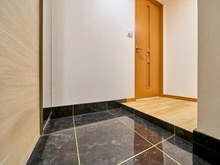 【東京都/港区麻布十番】クレッセント麻布II 玄関