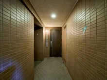 【東京都/港区麻布十番】クレッセント麻布II 玄関