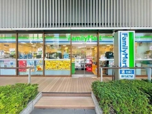 【東京都/港区芝】カテリーナ三田タワースイート イーストアーク ファミリーマート 田町北店（現地より約80m）