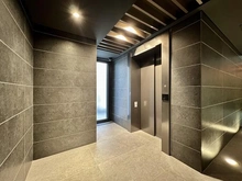 【東京都/渋谷区松濤】ドゥアージュコラッド松濤 共用部：EV前（1階）