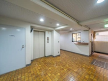 【東京都/港区白金】ライオンズマンション白金第3 共用部：エレベーターホール、管理人室