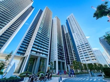 【東京都/港区港南】ワールドシティタワーズ アクアタワー 外観：写真左奥