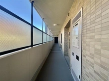 【東京都/港区麻布十番】ライオンズマンション麻布十番南 敷地内：廊下