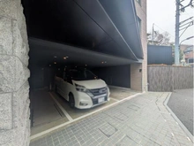 【東京都/港区高輪】イニシア高輪プレシアスコート 駐車場：平置き駐車場/使用料あり