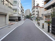【東京都/港区虎ノ門】ザ・パークハウス愛宕虎ノ門 前面道路