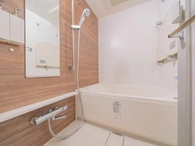 【神奈川県/川崎市中原区上丸子八幡町】ルジェンテ新丸子 浴室：浴室乾燥機付き