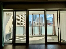 【東京都/港区白金】ローレルアイ白金 バルコニー：LDKからの写真