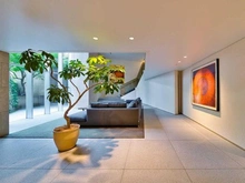 【東京都/港区麻布狸穴町】ブランズ麻布狸穴町 エントランス