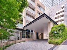 【東京都/港区麻布狸穴町】ブランズ麻布狸穴町 エントランス：車寄せ