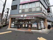 【東京都/北区王子】プラウド王子神谷 セブンイレブン北区王子4丁目店（現地より約50m）