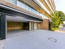 【東京都/世田谷区深沢】ディアナコート駒沢公園 エントランス