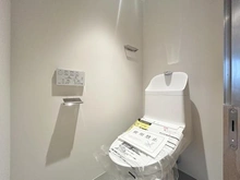 【東京都/港区麻布十番】ライオンズマンション麻布十番南 トイレ