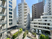 【東京都/港区南麻布】クレヴィア南麻布 眺望：洋室から