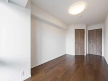 【東京都/新宿区富久町】ローレルコート新宿タワー 洋室