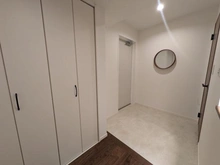 【東京都/新宿区富久町】ローレルコート新宿タワー 玄関