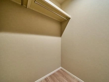 【東京都/渋谷区恵比寿西】グランディ代官山 収納：ウォークインクローゼット