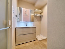 【東京都/渋谷区恵比寿西】グランディ代官山 洗面室