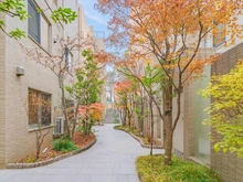 【東京都/世田谷区瀬田】ロイヤルシーズン瀬田 敷地内