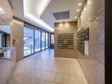 【東京都/新宿区市谷柳町】マージュ市谷柳町 エントランス