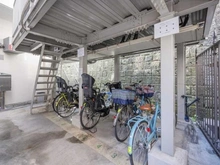 【東京都/新宿区市谷柳町】マージュ市谷柳町 駐輪場