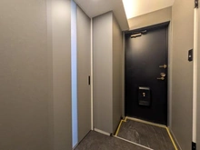 【東京都/港区麻布十番】麻布十番ロイヤルプレイス 玄関