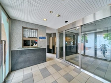 【東京都/港区白金】セザール白金ガーデン エントランス：オートロック付き