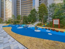 【東京都/中央区晴海】HARUMI FLAG SUN VILLAGE E棟 敷地内：PARK VILLAGE内