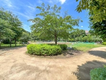 【東京都/港区高輪】高輪ザ・レジデンス 白金台どんぐり児童遊園（現地より約979m）