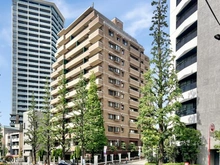 【東京都/港区白金】ファミールコート白金タワーズ 外観：中央の棟です