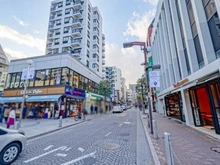 【東京都/港区三田】パークコート麻布十番ザ・タワー 十番商店街（現地より約250m）：