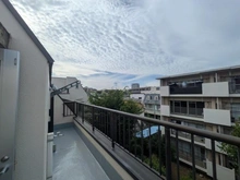 【東京都/新宿区戸山】グラシオ早稲田・夏目坂 バルコニー