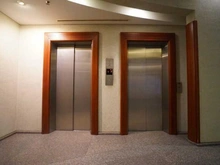 【東京都/港区六本木】パーク・コート麻布鳥居坂 共用部：エレベーターホール