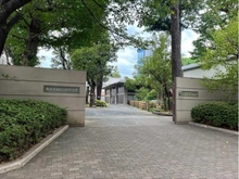 【東京都/港区六本木】パーク・コート麻布鳥居坂 東洋英和女学院小学部（現地より約180m）