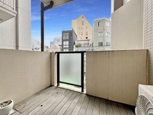【東京都/港区東麻布】ライオンズプラザ東麻布 バルコニー：南東側バルコニーより