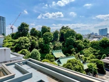 【東京都/港区白金】グランドメゾン白金三光坂 共用部：共用階段からの眺望（7階）