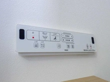 【東京都/目黒区柿の木坂】クレードル柿の木坂 トイレ：操作パネル