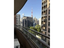 【東京都/港区三田】パークコート麻布十番三田ガーデン 眺望：サービスバルコニーから