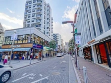 【東京都/港区三田】パークコート麻布十番三田ガーデン 十番商店街（現地より約250m）