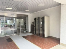 【東京都/港区元麻布】パシフィック麻布マンション エントランス：オートロック