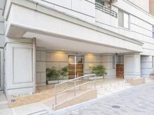 【東京都/渋谷区本町】グランドステージ初台 アプローチ