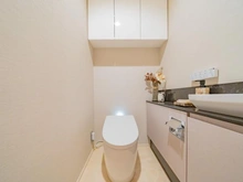 【東京都/港区麻布永坂町】ロイヤルシーズン麻布永坂 トイレ