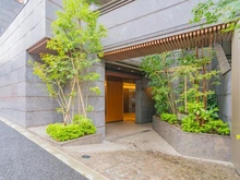【東京都/港区麻布永坂町】ロイヤルシーズン麻布永坂 エントランス