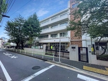 【東京都/港区六本木】フォレストテラス鳥居坂 南山小学校（現地より約512m）：