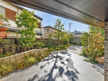 【神奈川県/川崎市中原区丸子通】ジオ新丸子 アプローチ