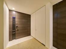 【東京都/渋谷区鶯谷町】センチュリーフォレスト 玄関