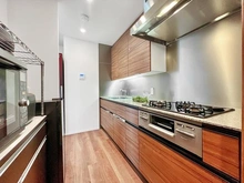 【東京都/新宿区富久町】富久クロスコンフォートタワー キッチン