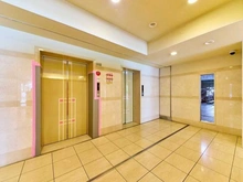 【東京都/港区高輪】グローリオ白金高輪 共用部：エレベーターホール