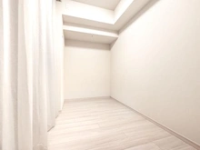 【東京都/港区新橋】リビオレゾン新橋nex 洋室