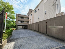 【大阪府/池田市天神】プラウド池田天神 アプローチ